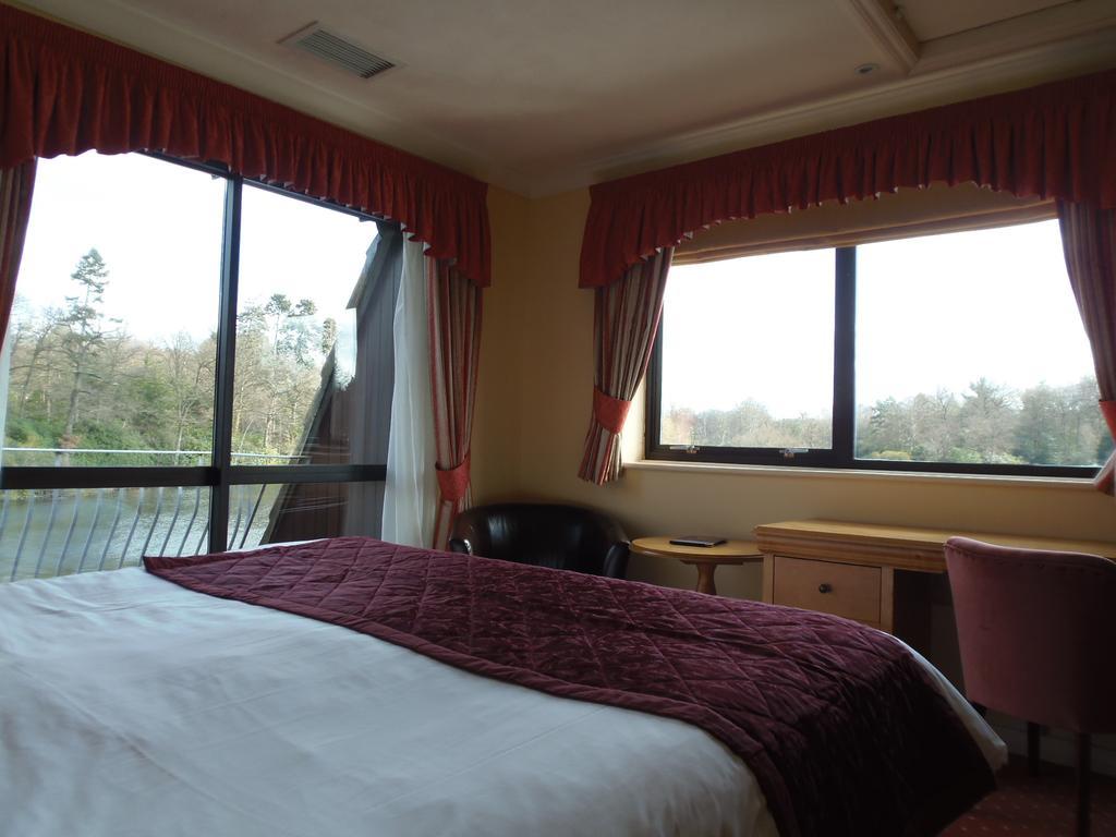 Lakeside International Hotel Кэмберлей Номер фото